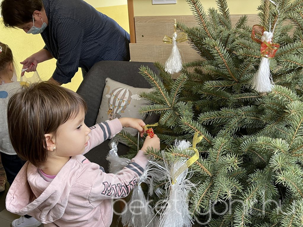 Tama angyalkák érkeztek a Vass Jenő oviba 08